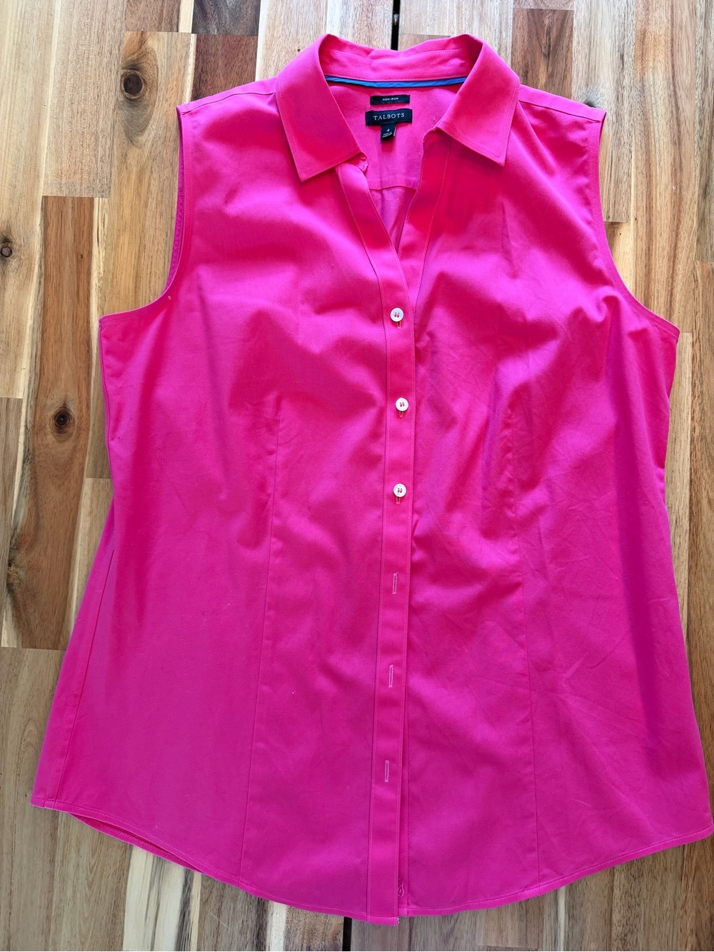 Talbots Non-Iron Hot Pink Sleeveless Button Down Shirt Blouse Size 4